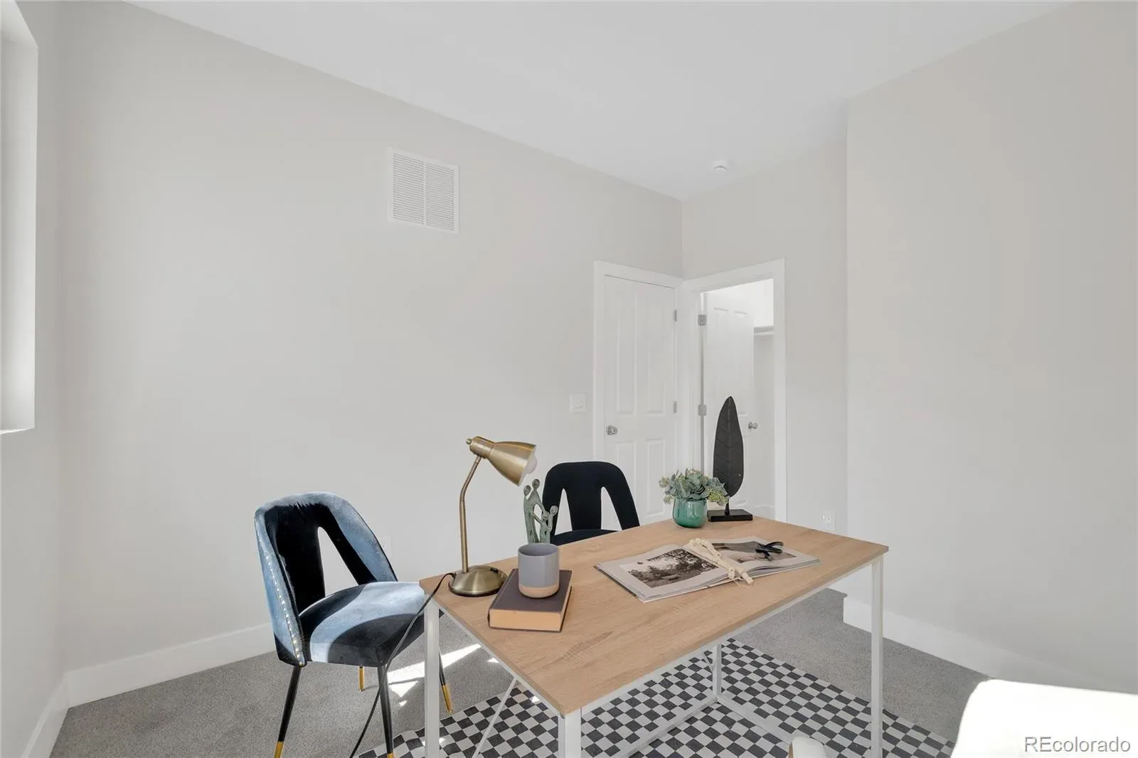 03132026001819 1600 19