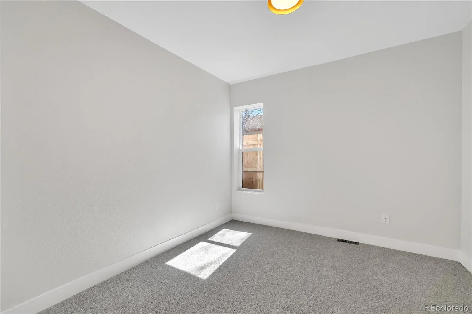 03132026001819 1600 22