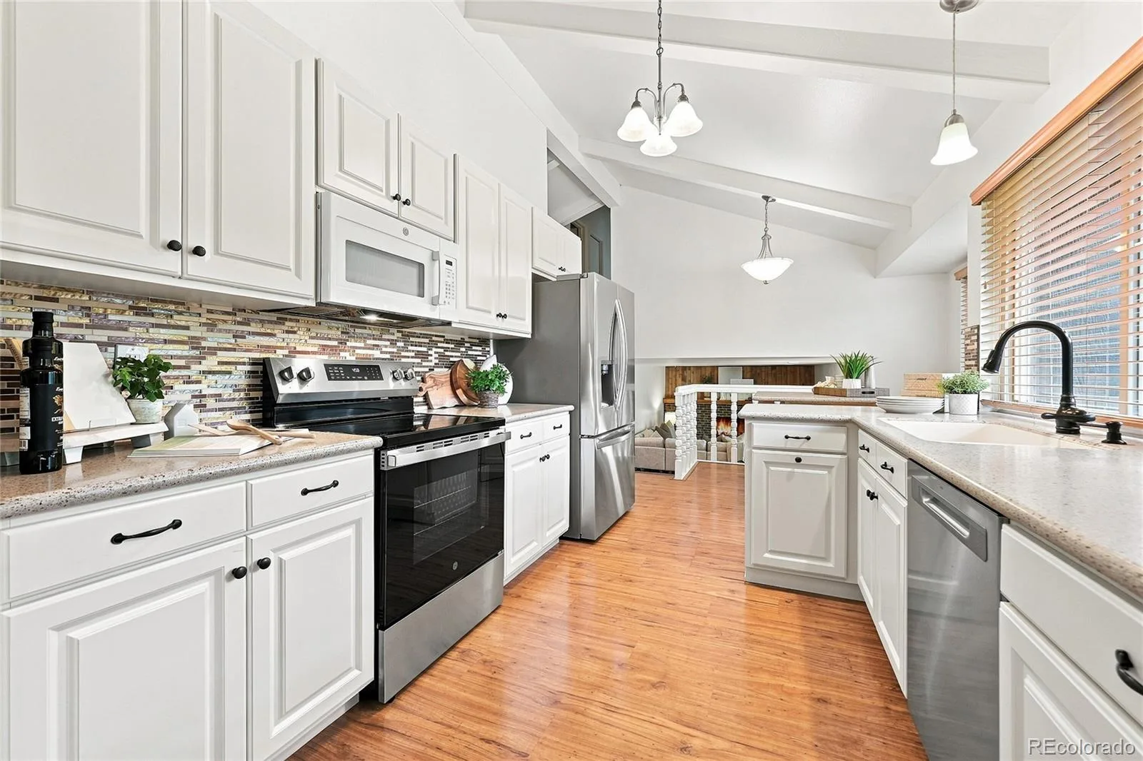 1648 S Kingston Street Aurora CO 80012 | MLS #REC3816593 07302026155942 1600 11