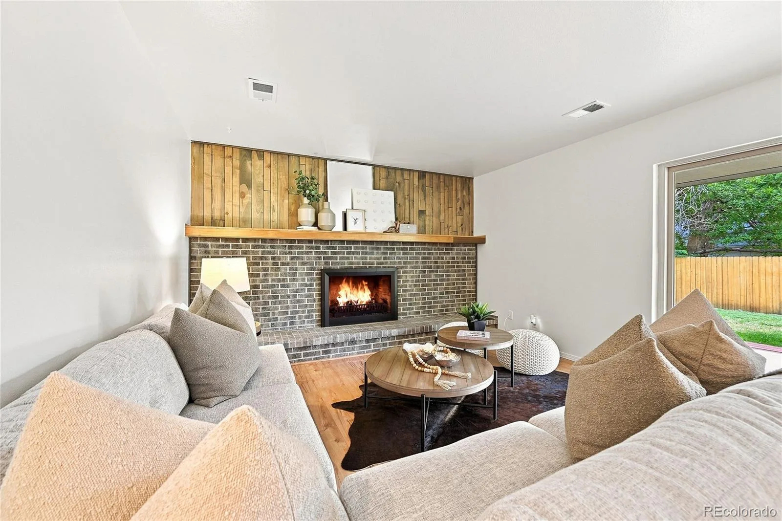 1648 S Kingston Street Aurora CO 80012 | MLS #REC3816593 07302026155942 1600 16