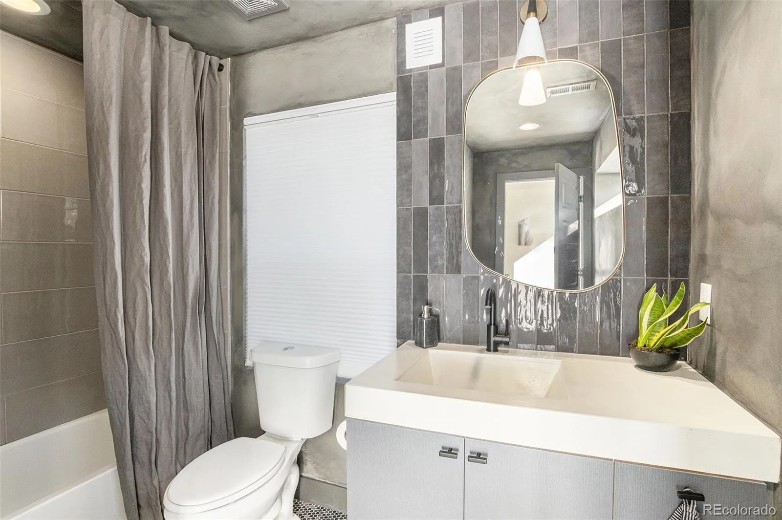 3815 W Alice Place Denver CO 80211 MLS #REC3821190 05072026154705 1600 21