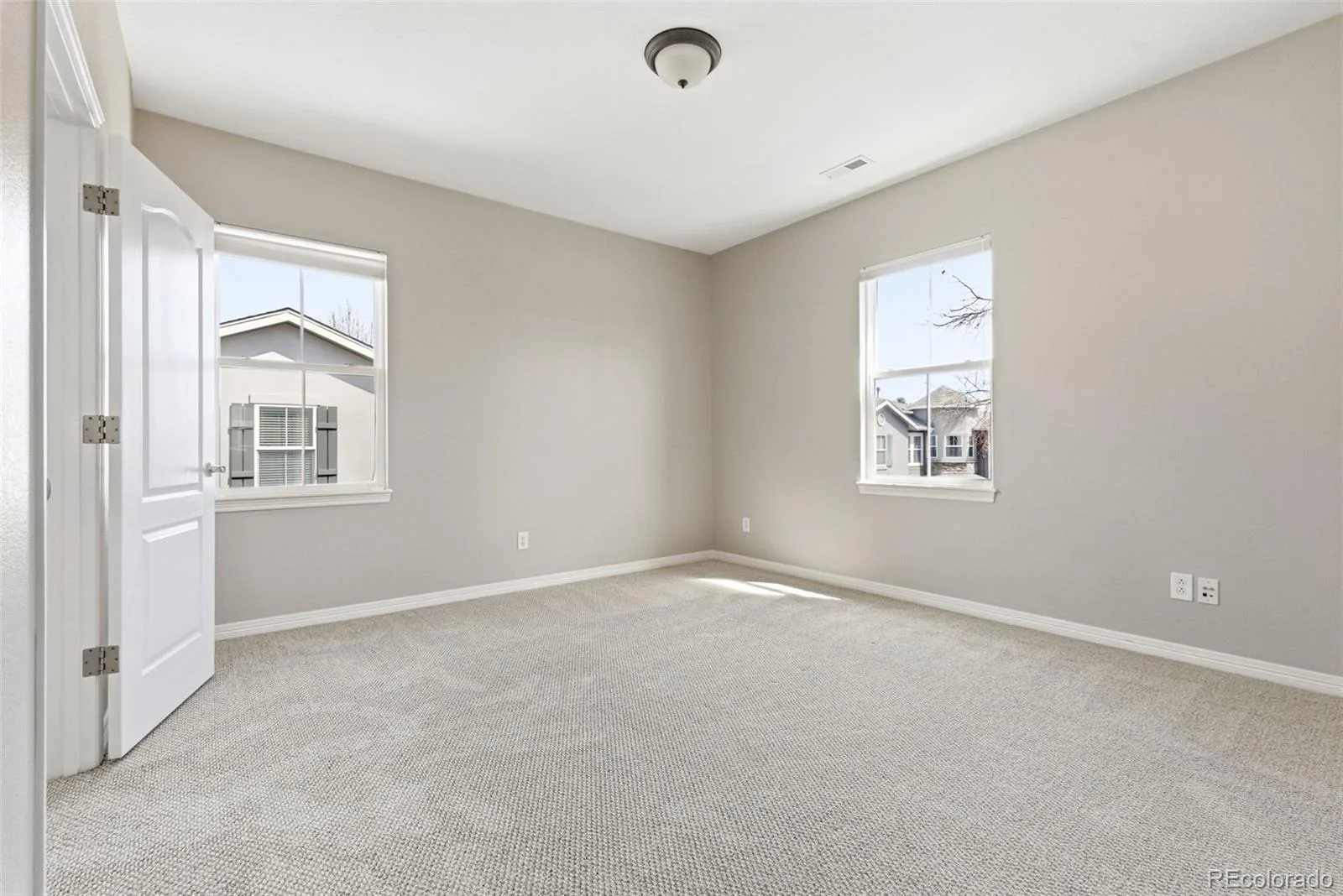 6175 S Paris Street Englewood CO 80111 MLS #REC3822269 06152026210909 1600 37
