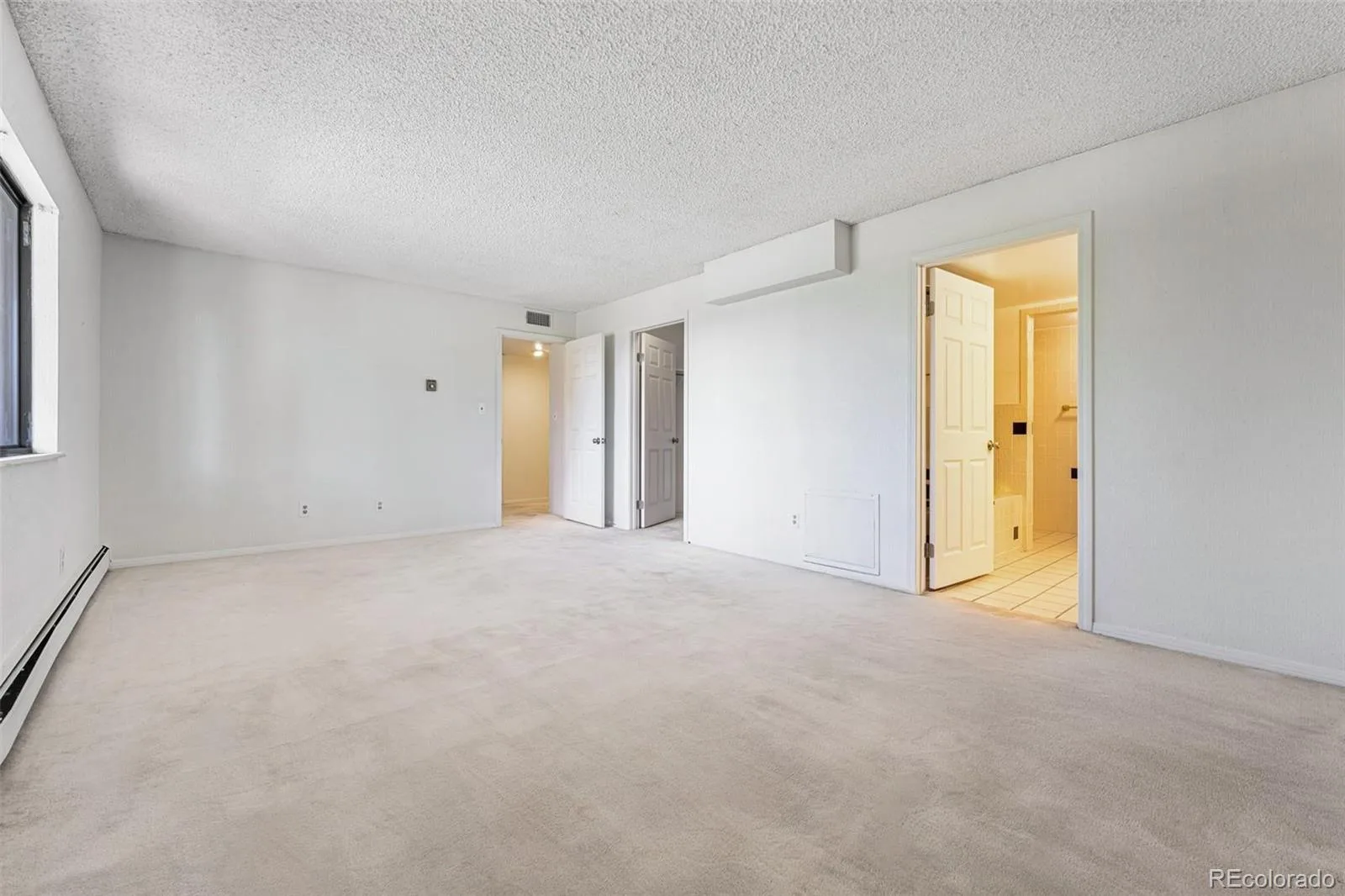 7000 E Quincy Avenue #204 #B Denver CO 80237 | MLS #REC3822731 09232026071427 1600 17
