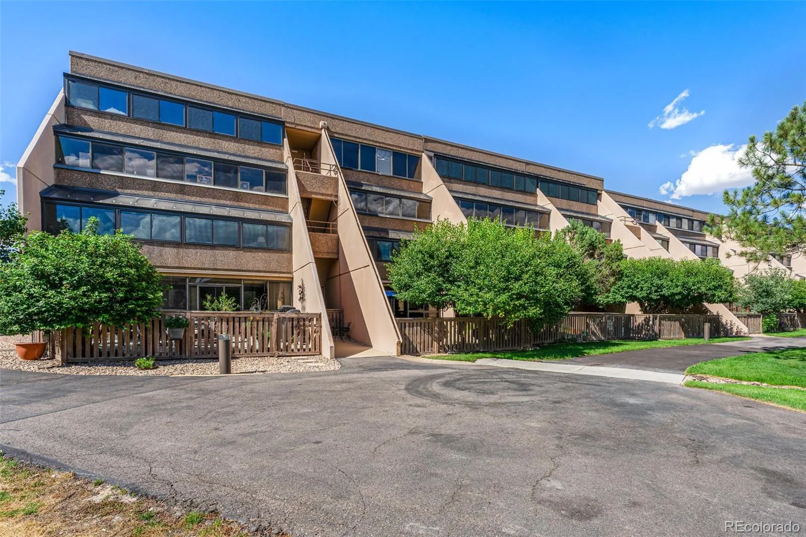 7000 E Quincy Avenue #204 #B Denver CO 80237 | MLS #REC3822731 09232026071427 1600 5