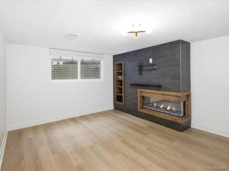 2918 S Ogden Street Englewood CO 80113 MLS #REC3825986 05122026190229 800 31