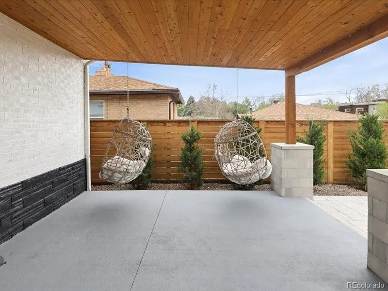 2918 S Ogden Street Englewood CO 80113 MLS #REC3825986 05122026190229 800 39