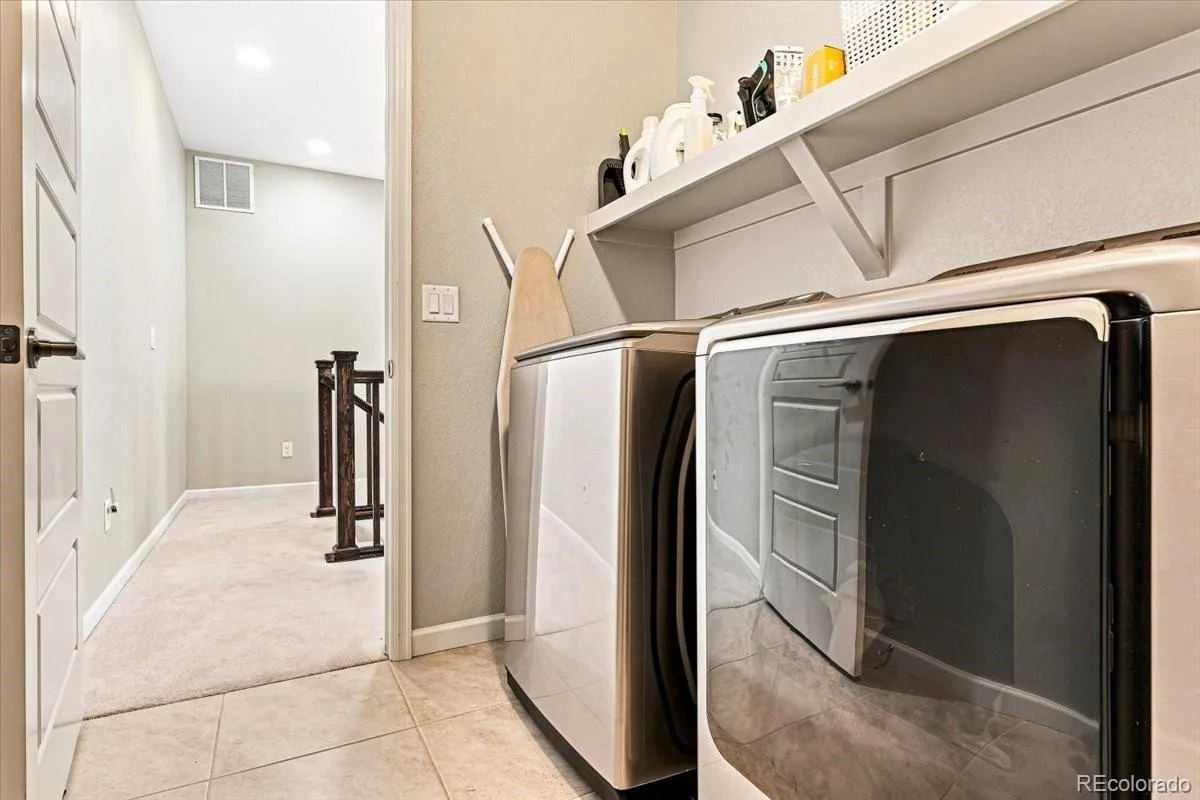 10537 Oncilla Lane Lone Tree CO 80124 | MLS #REC3826039 08122026215958 1200 20