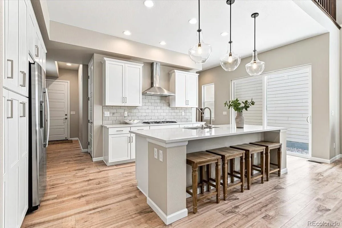 10537 Oncilla Lane Lone Tree CO 80124 | MLS #REC3826039 08122026215958 1200 6
