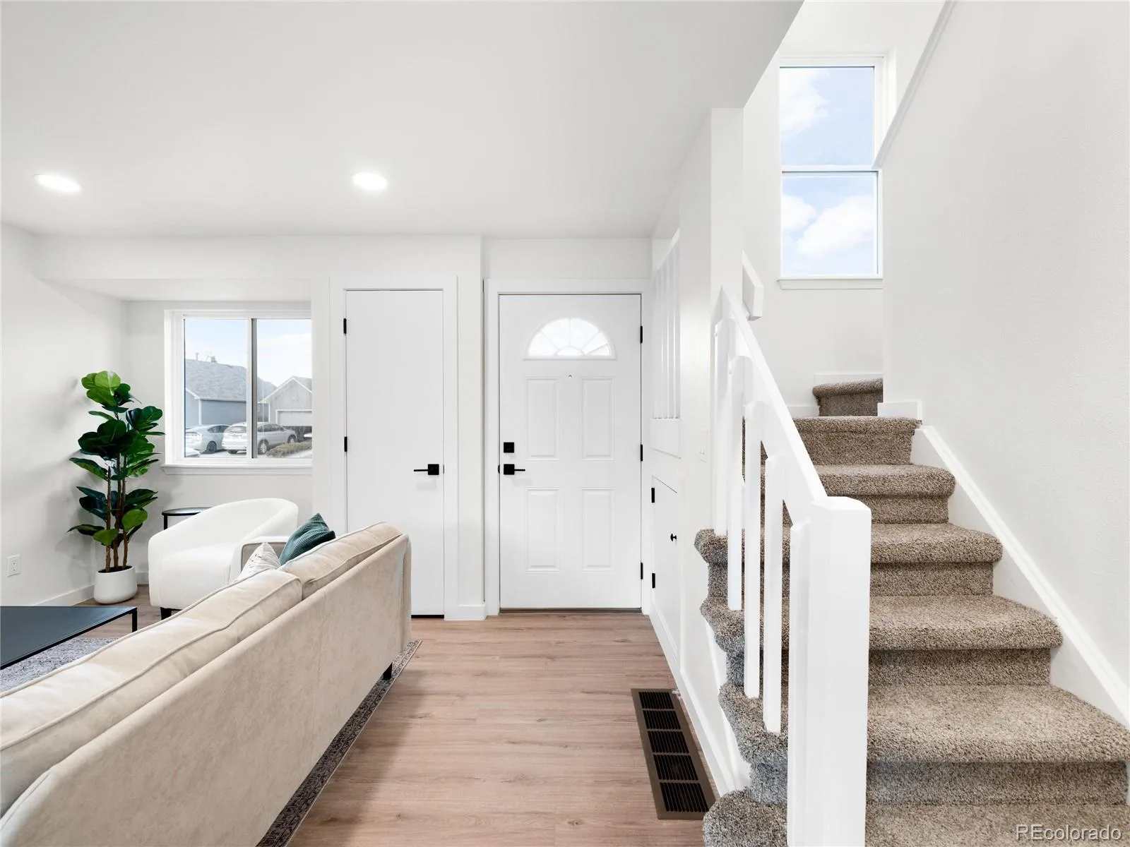 17474 E Chenango Drive Aurora CO 80015 | MLS #REC3826199 07222026175524 1600 10