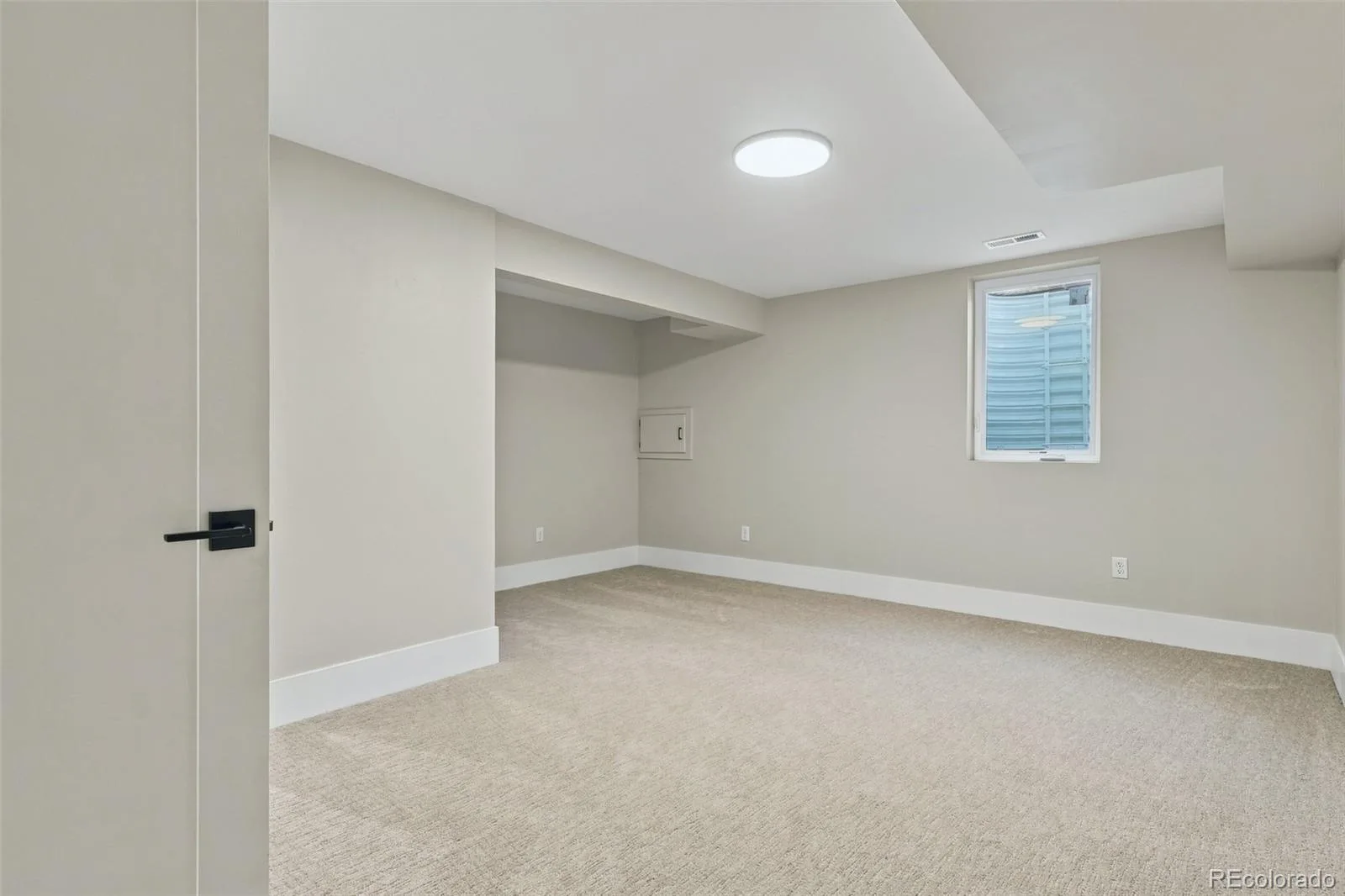 3051 Oak Street Denver CO 80215 | MLS #REC3826927 09242026153546 1600 32