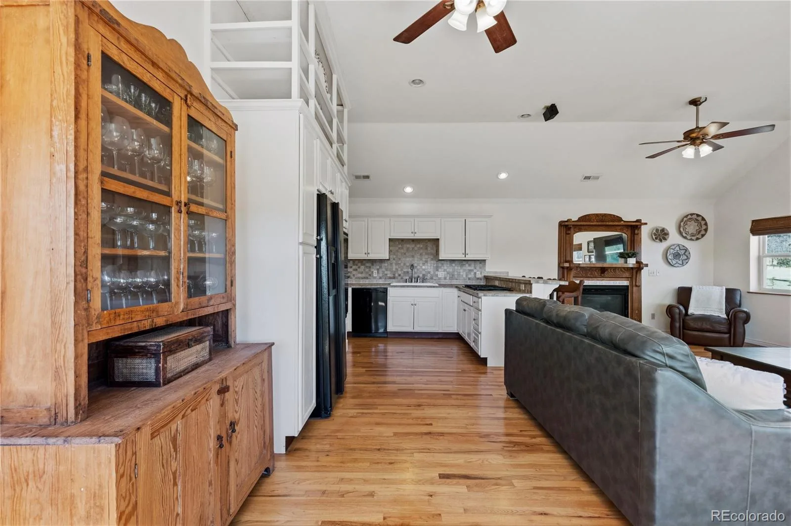 458 Grey Squirrel Way Franktown CO 80116 | MLS #REC3827951 08222026165544 1600 45