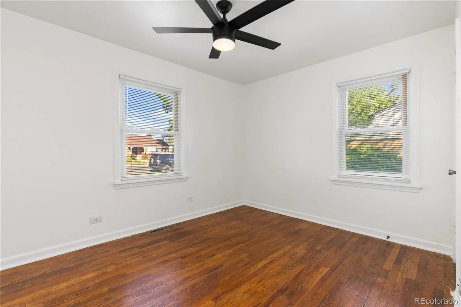 2600 Olive Street Denver CO 80207 | MLS #REC3828835 09242026194715 1600 10