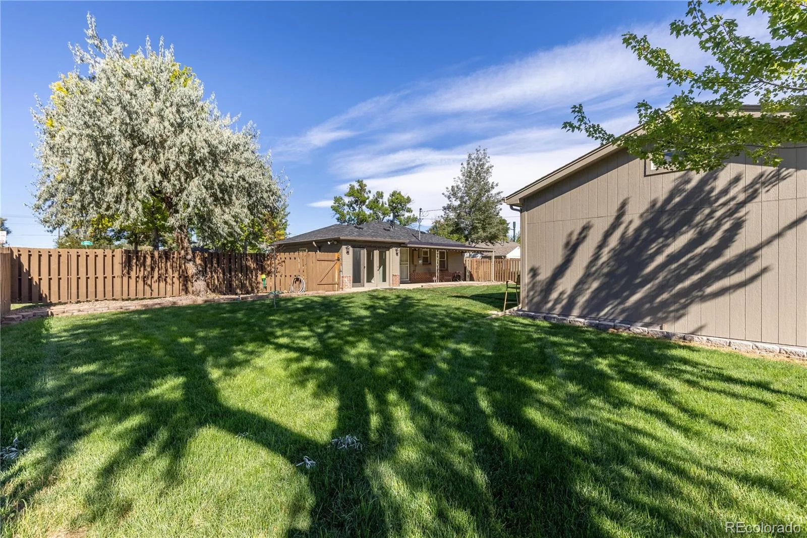 2600 Olive Street Denver CO 80207 | MLS #REC3828835 09242026194715 1600 18
