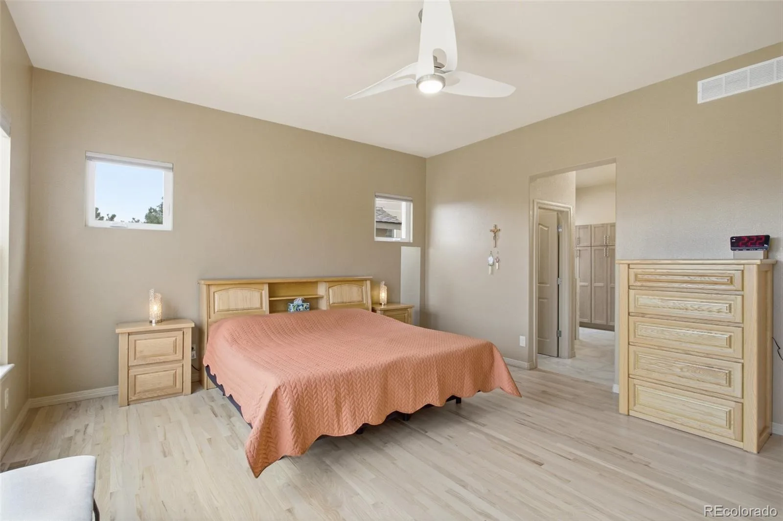 5309 W Hoover Drive Littleton CO 80123 | MLS #REC3828873 06032026183818 1600 11
