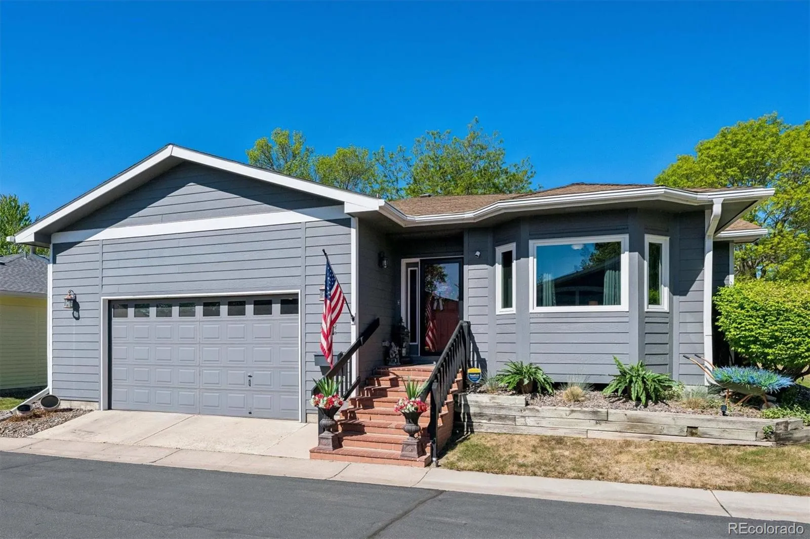 33 Sandra Lane Broomfield CO 80020 MLS #REC3830326 05082026153704 1600 1