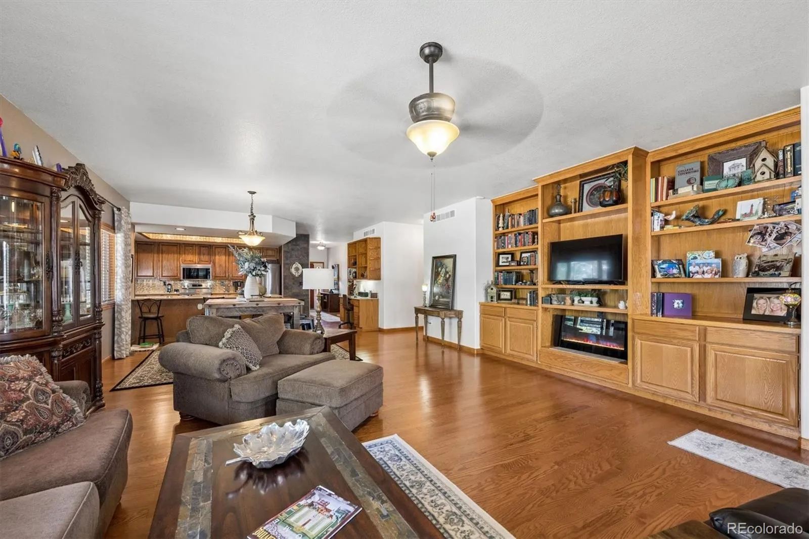 33 Sandra Lane Broomfield CO 80020 MLS #REC3830326 05082026153704 1600 11