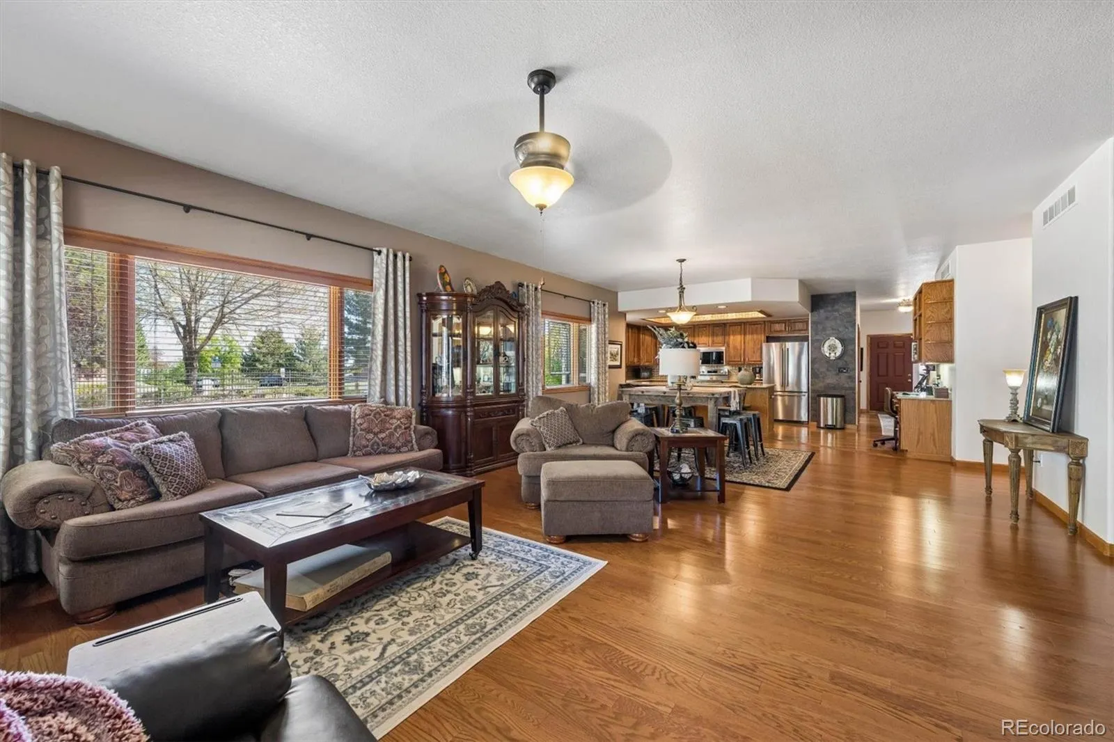 33 Sandra Lane Broomfield CO 80020 MLS #REC3830326 05082026153704 1600 12