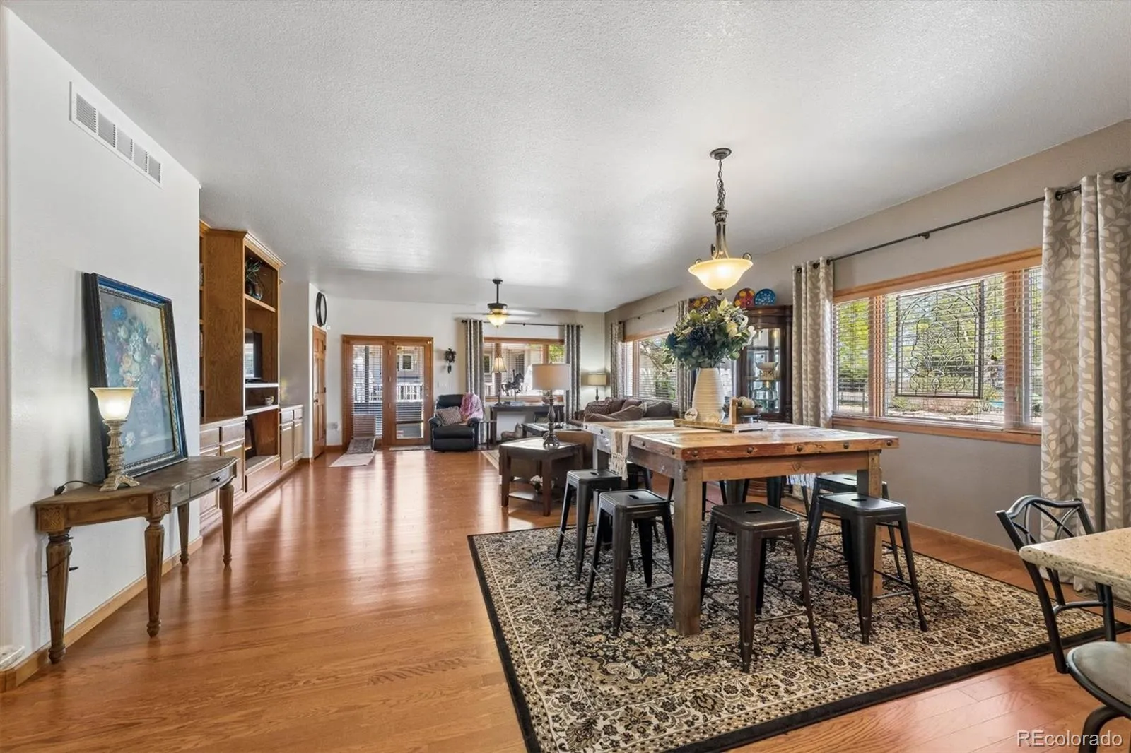 33 Sandra Lane Broomfield CO 80020 MLS #REC3830326 05082026153704 1600 9