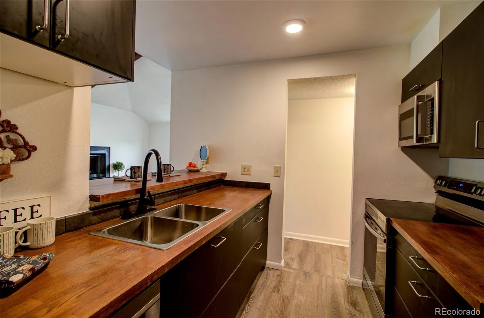 6660 E Mississippi Avenue #9 Denver CO 80224 MLS #REC3830428 05152026211217 1600 14