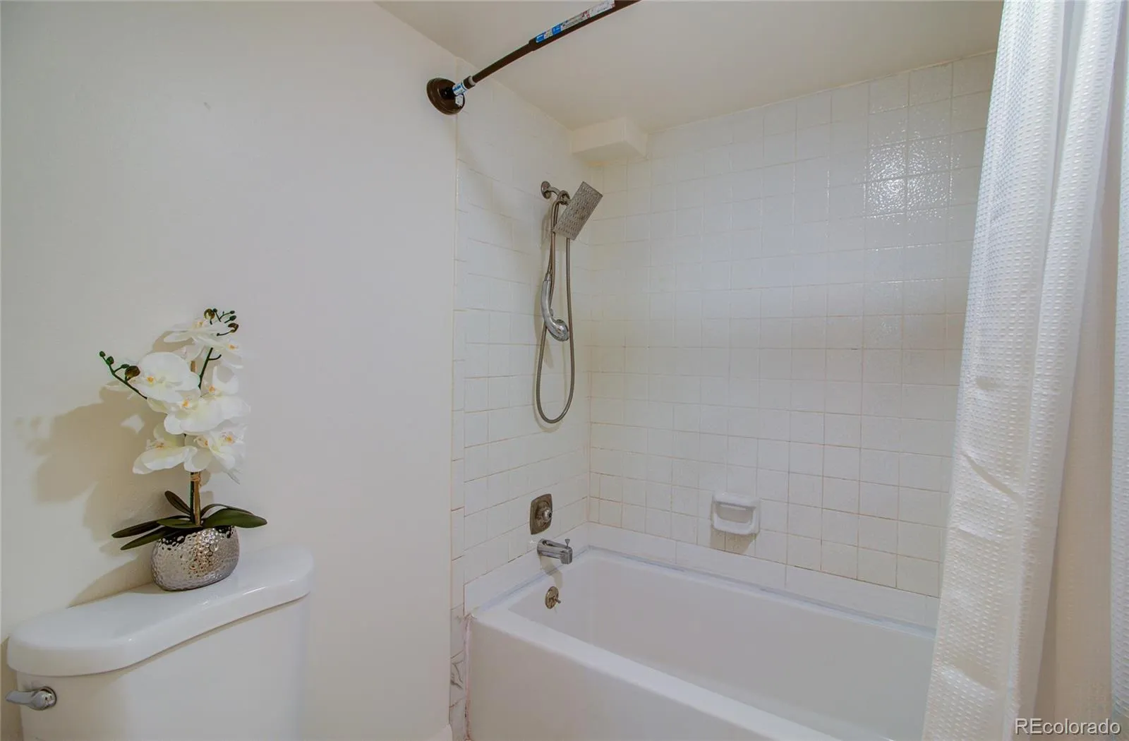 6660 E Mississippi Avenue #9 Denver CO 80224 MLS #REC3830428 05152026211217 1600 19