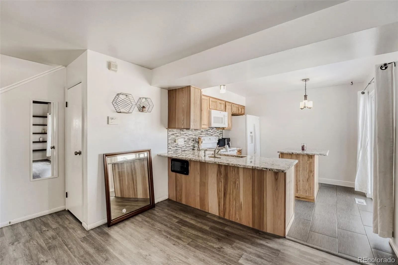 2621 S Xanadu Way #B Aurora CO 80014 | MLS #REC3830718 04282026210023 1600 1