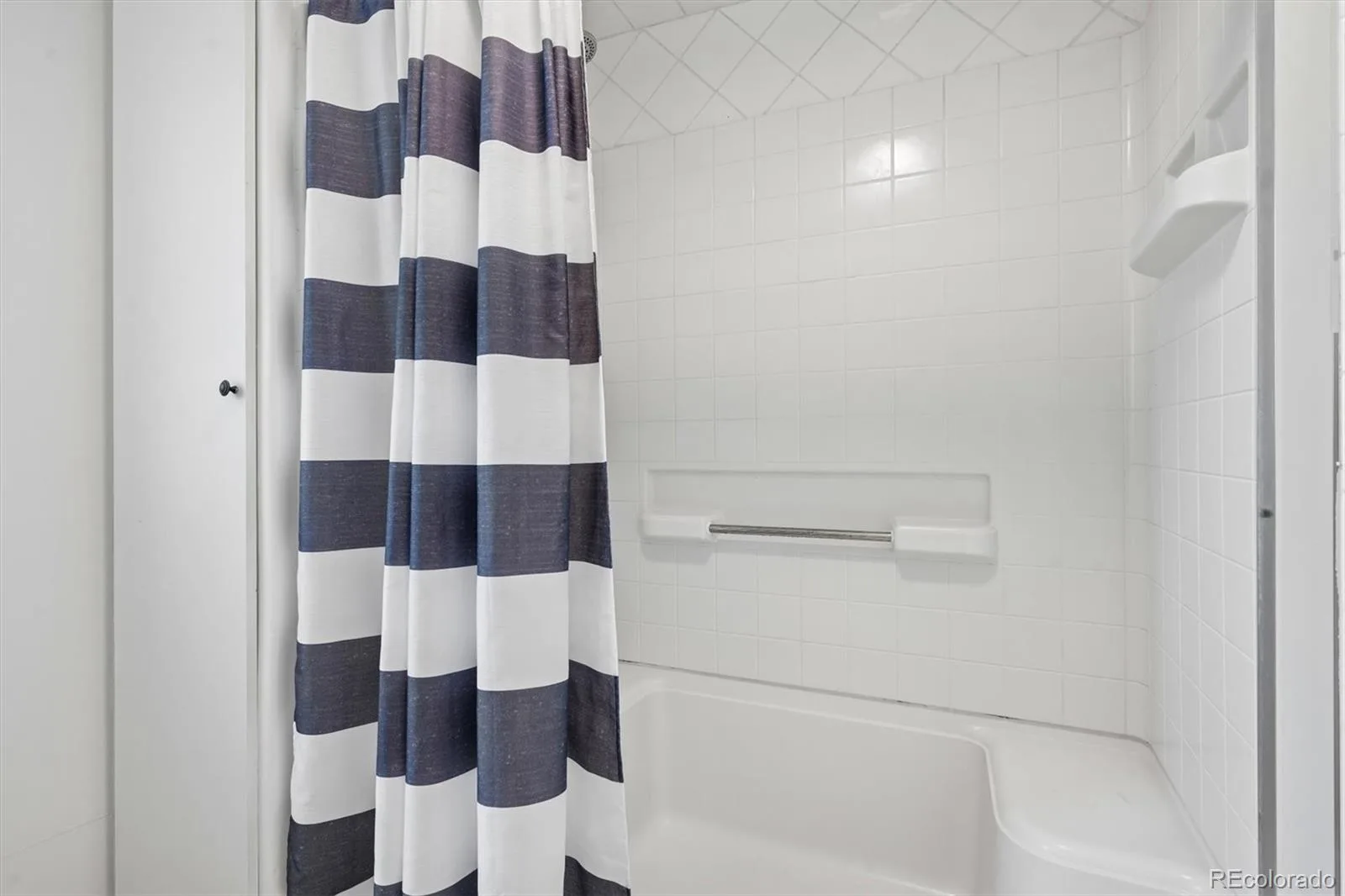 14195 W 50th Avenue Golden CO 80403 | MLS #REC3830891 08212026173557 1600 34