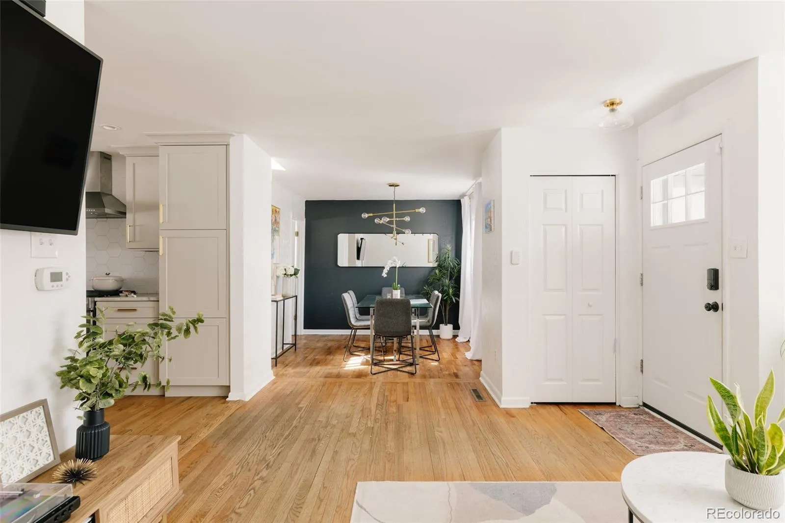 04082026080357 1600 35