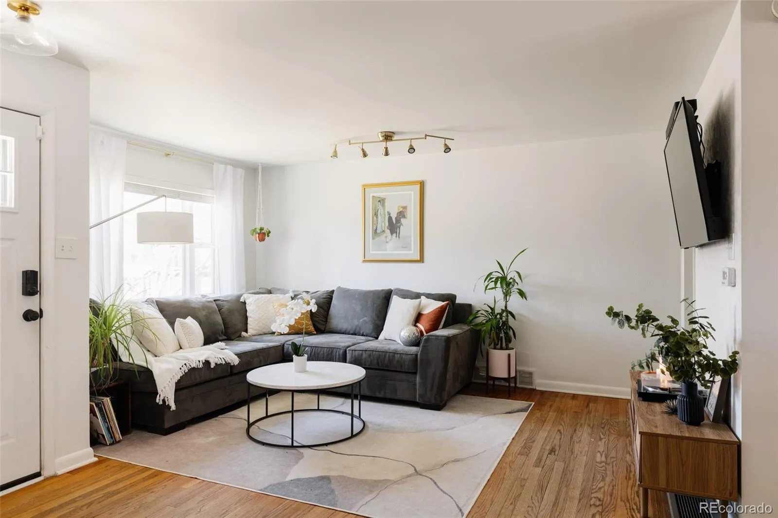 04082026080357 1600 38