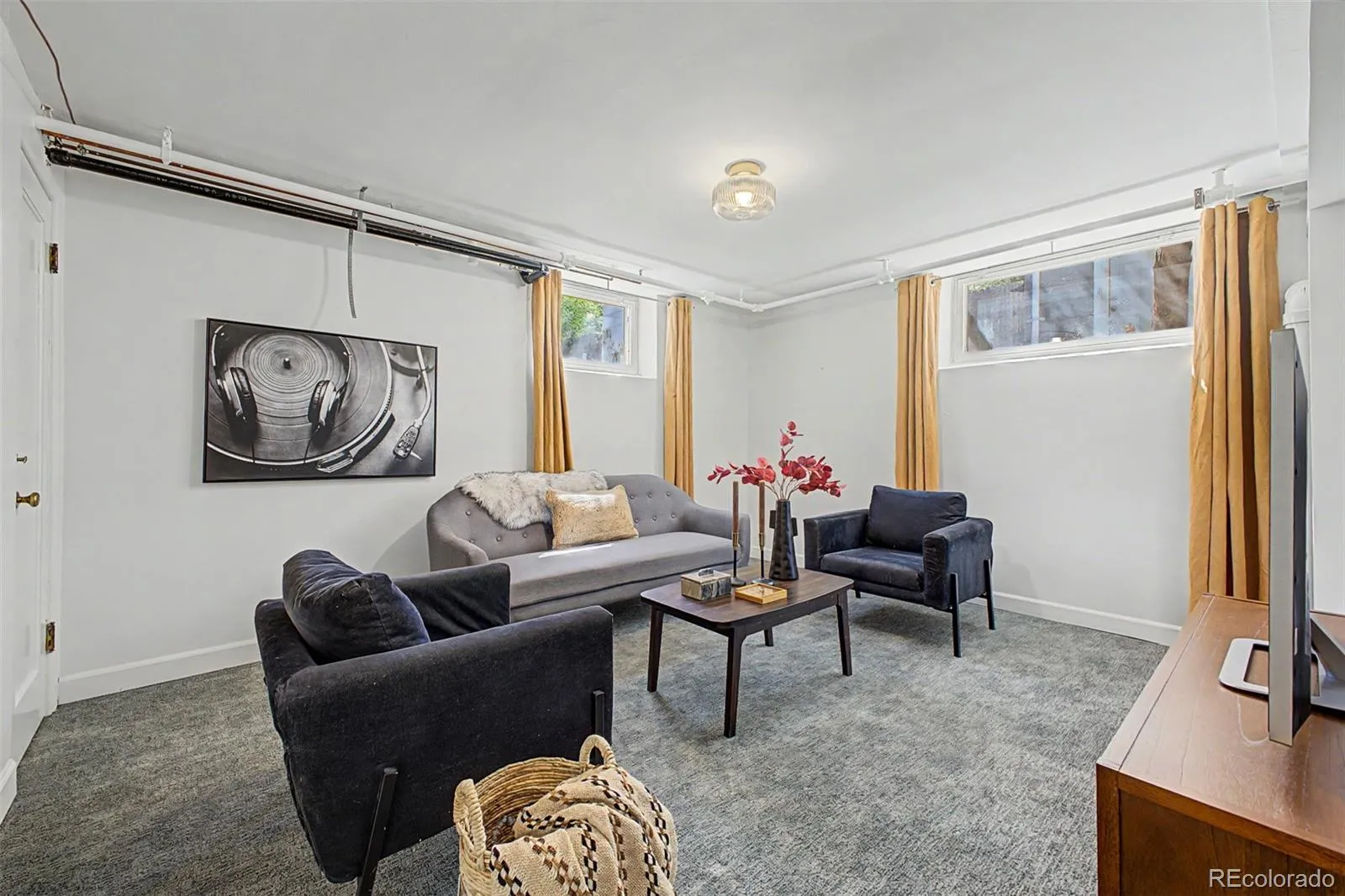 04202026234421 1600 21