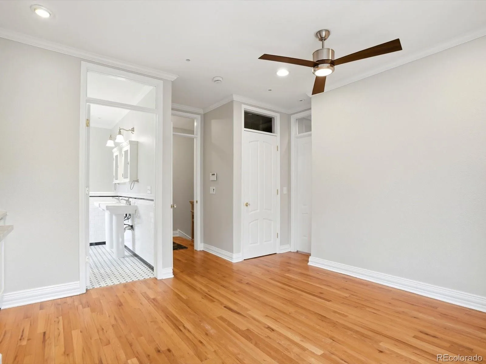 2440 Stout Street Denver CO 80205 MLS #REC3832341 05132026205425 1600 30
