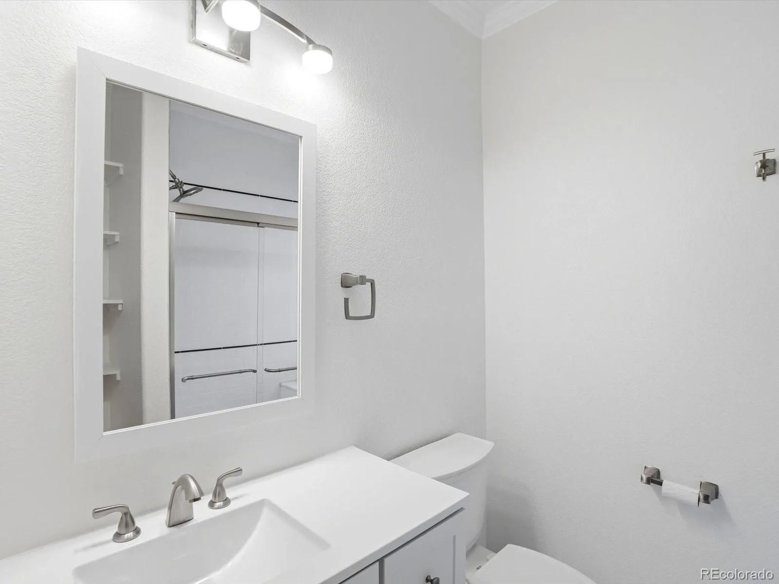 2440 Stout Street Denver CO 80205 MLS #REC3832341 05132026205425 1600 41