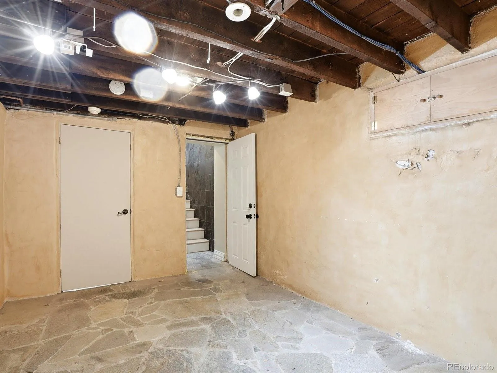 2440 Stout Street Denver CO 80205 MLS #REC3832341 05132026205425 1600 43