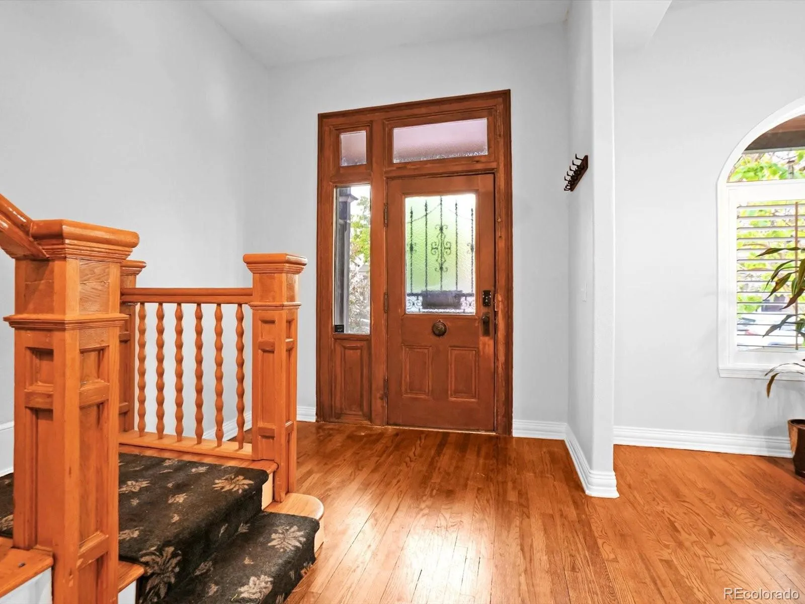 2440 Stout Street Denver CO 80205 MLS #REC3832341 05132026205425 1600 5