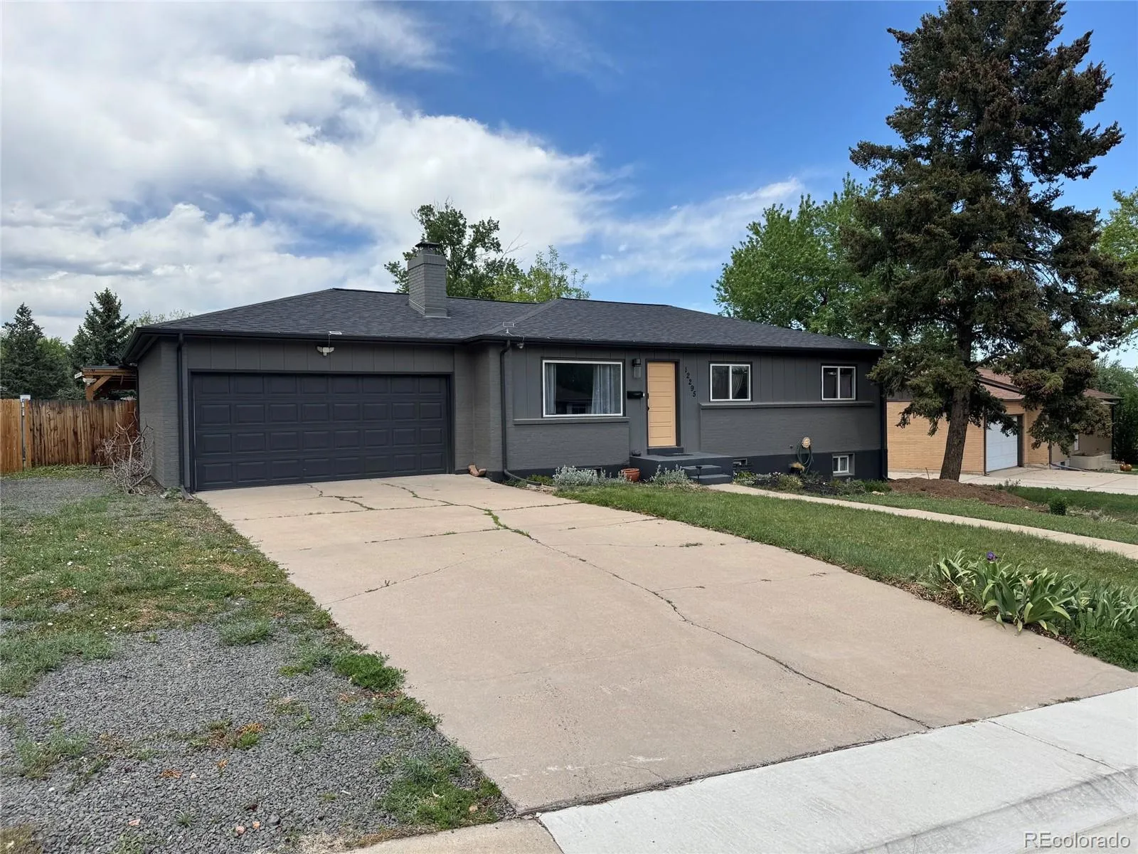 12295 W Ohio Place Lakewood CO 80228 MLS #REC3832514 05142026171239 1600 18