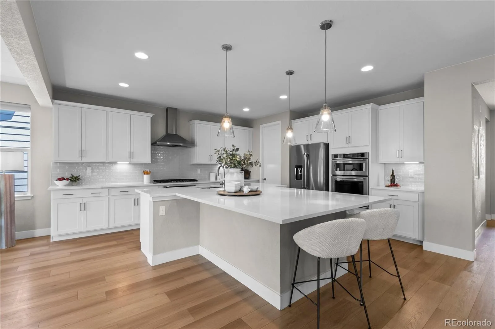 6485 Saddlesmith Street Castle Pines CO 80108 | MLS #REC3836399 08012026154504 1600 7
