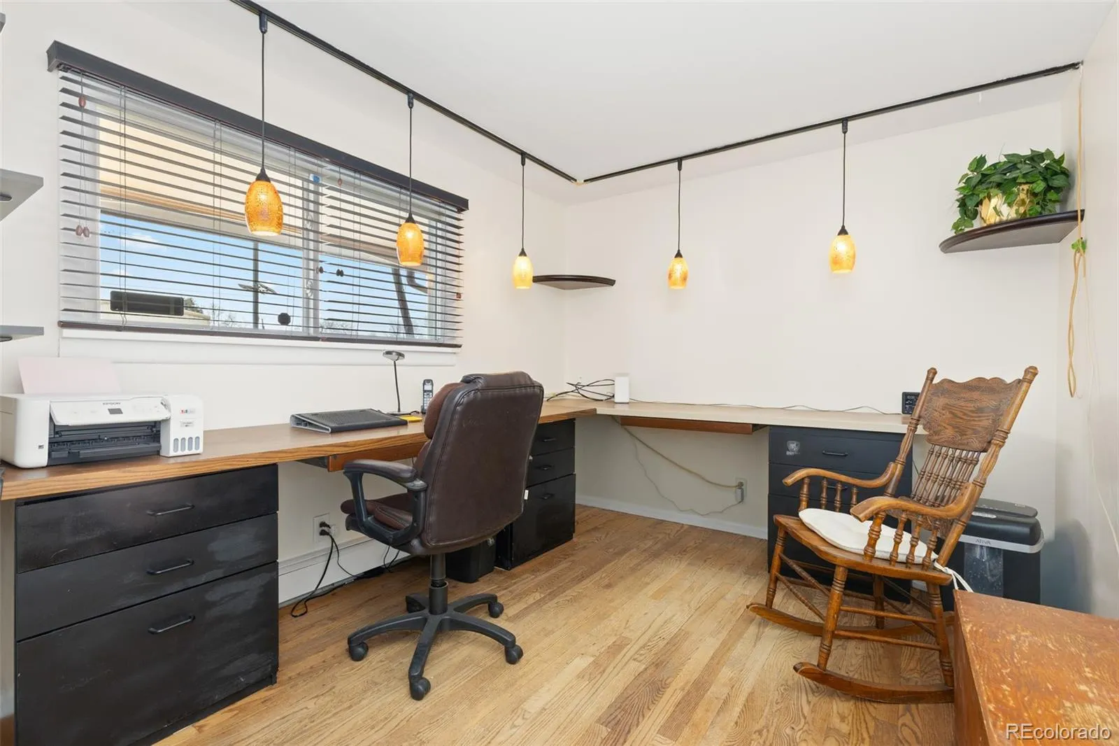 04092026125153 1600 15