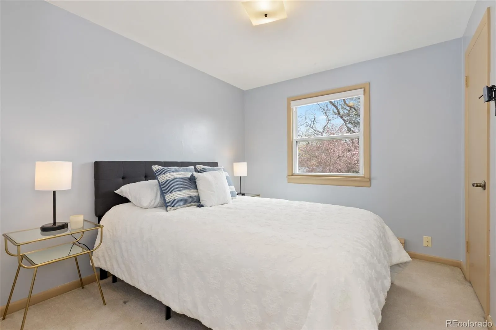 04092026125153 1600 22