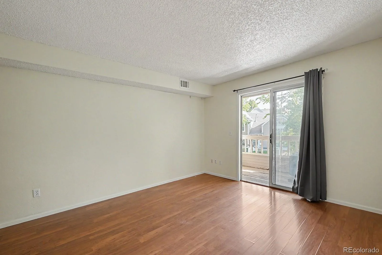 5755 W Atlantic Place #202 Lakewood CO 80227 | MLS #REC3839214 06272026185058 1600 13