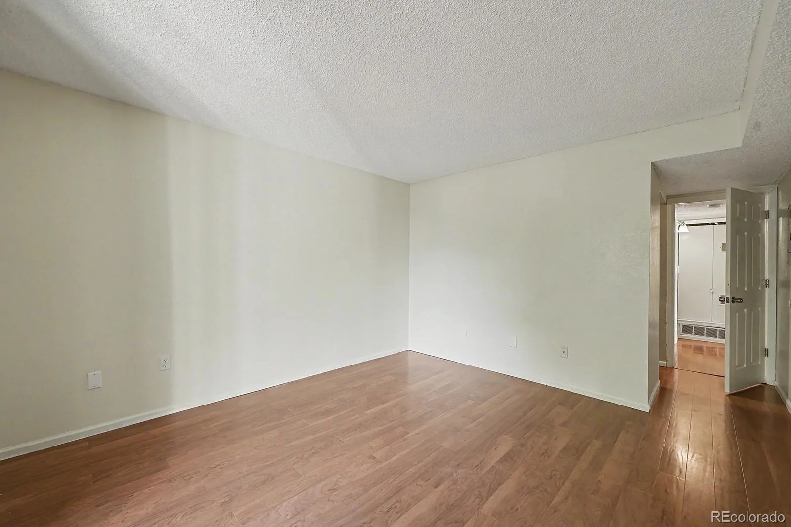 5755 W Atlantic Place #202 Lakewood CO 80227 | MLS #REC3839214 06272026185058 1600 15