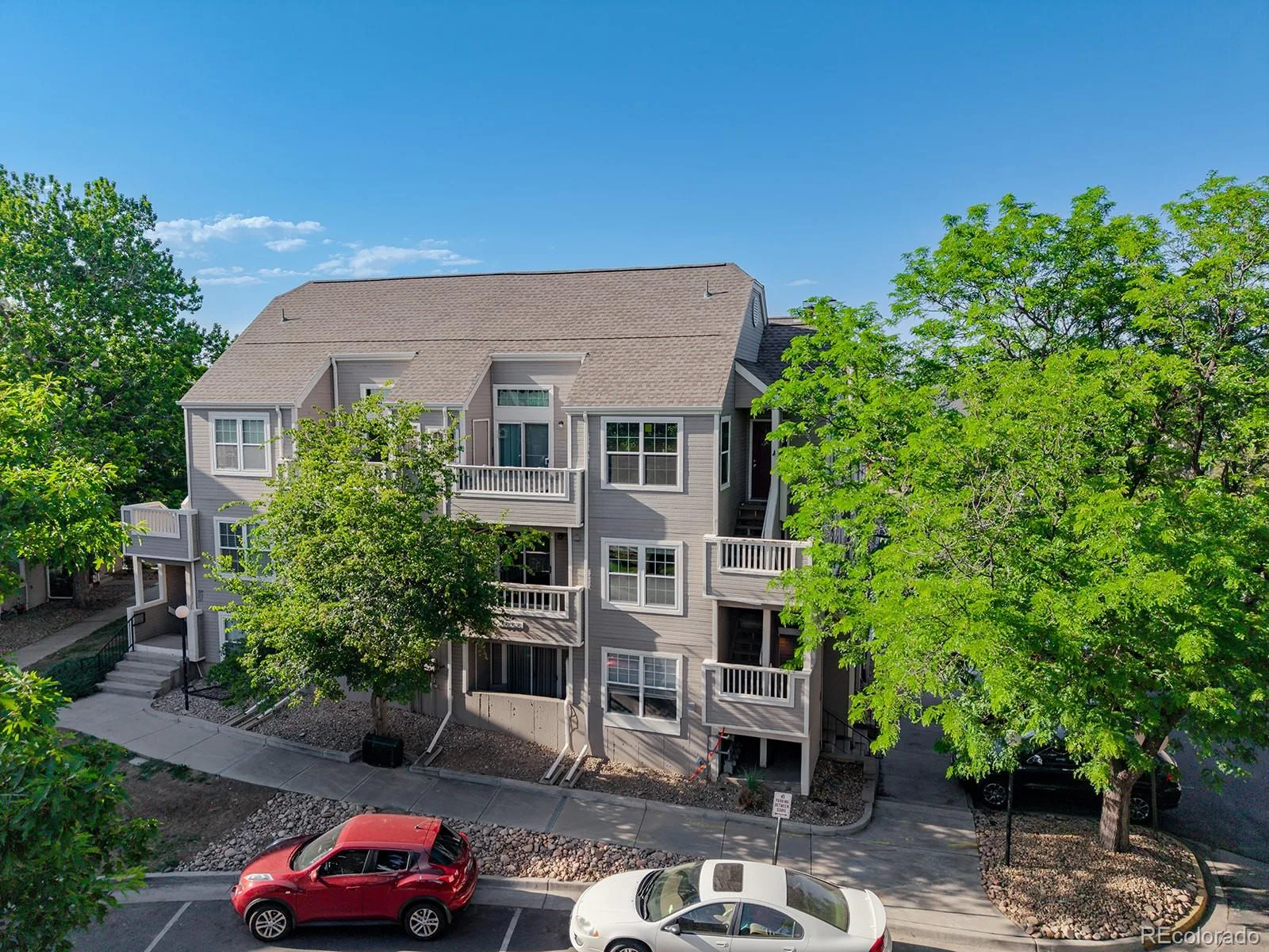 5755 W Atlantic Place #202 Lakewood CO 80227 | MLS #REC3839214 06272026185058 1600 17
