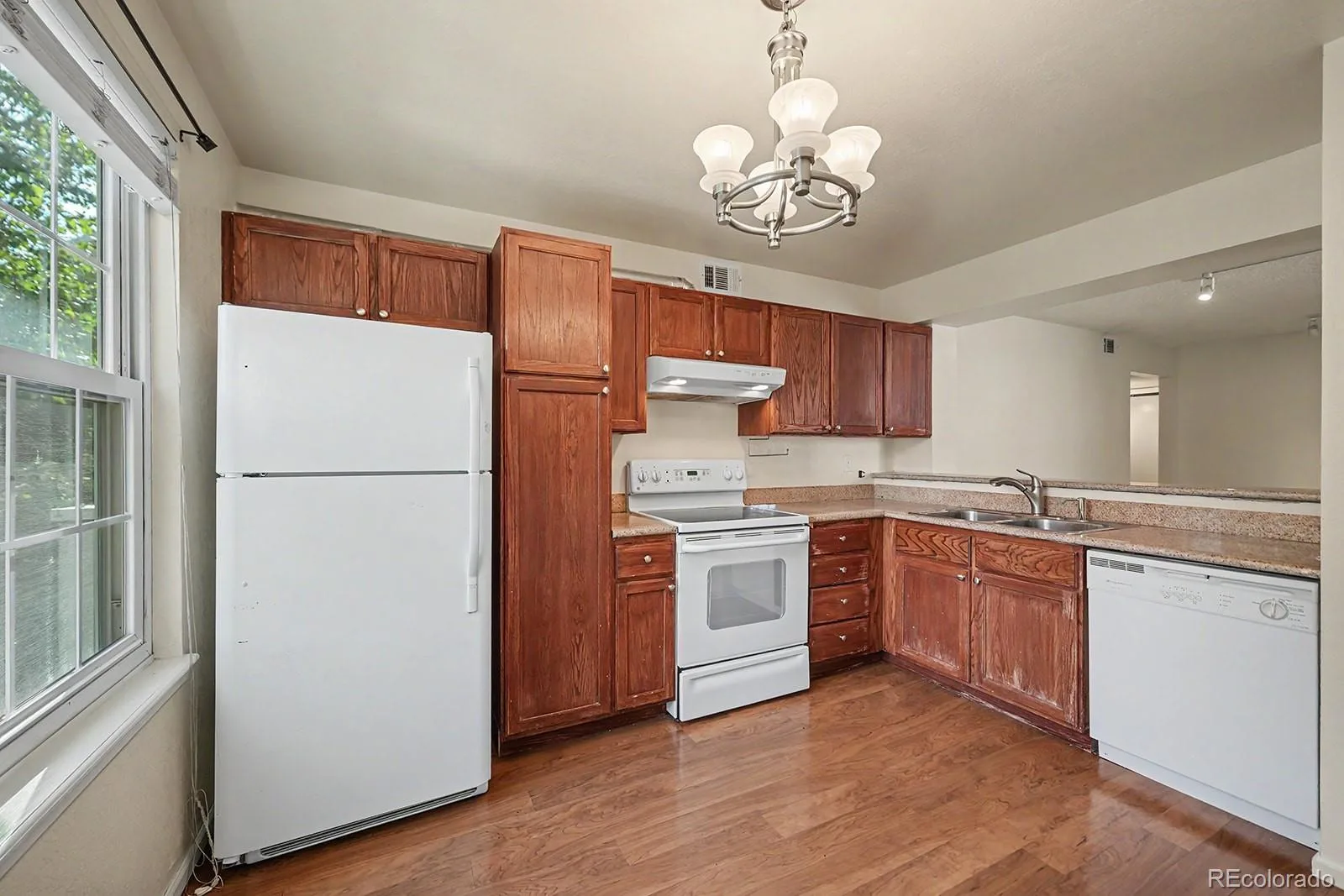 5755 W Atlantic Place #202 Lakewood CO 80227 | MLS #REC3839214 06272026185058 1600 7