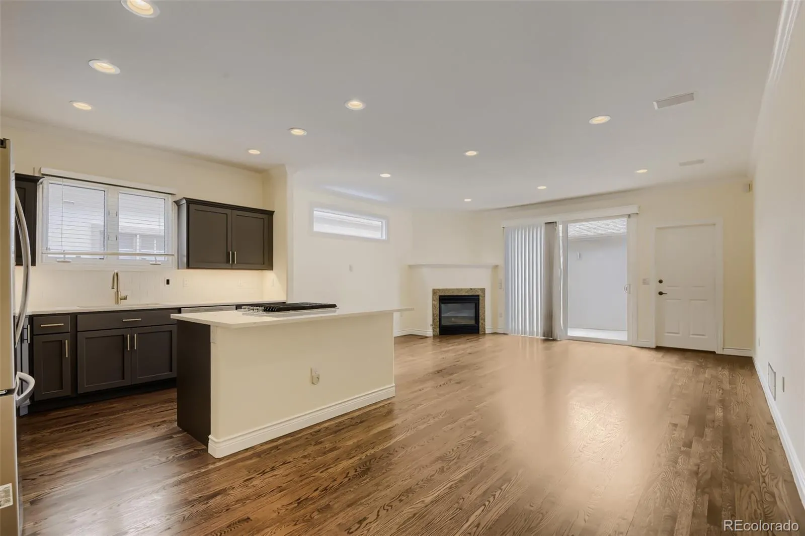 04032026215425 1600 10