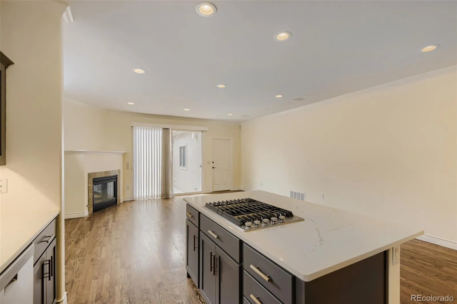 04032026215425 1600 11