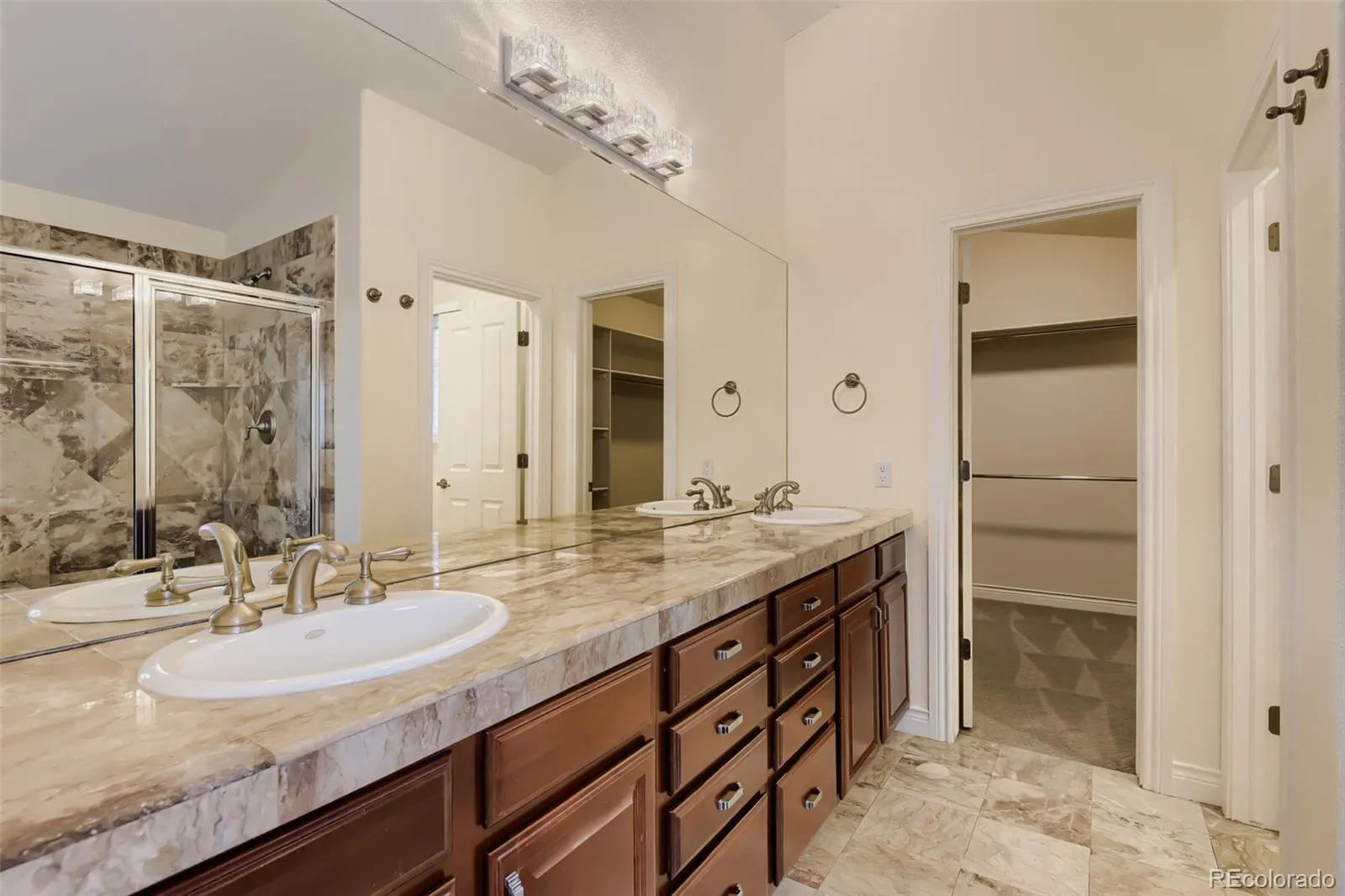 04032026215425 1600 21