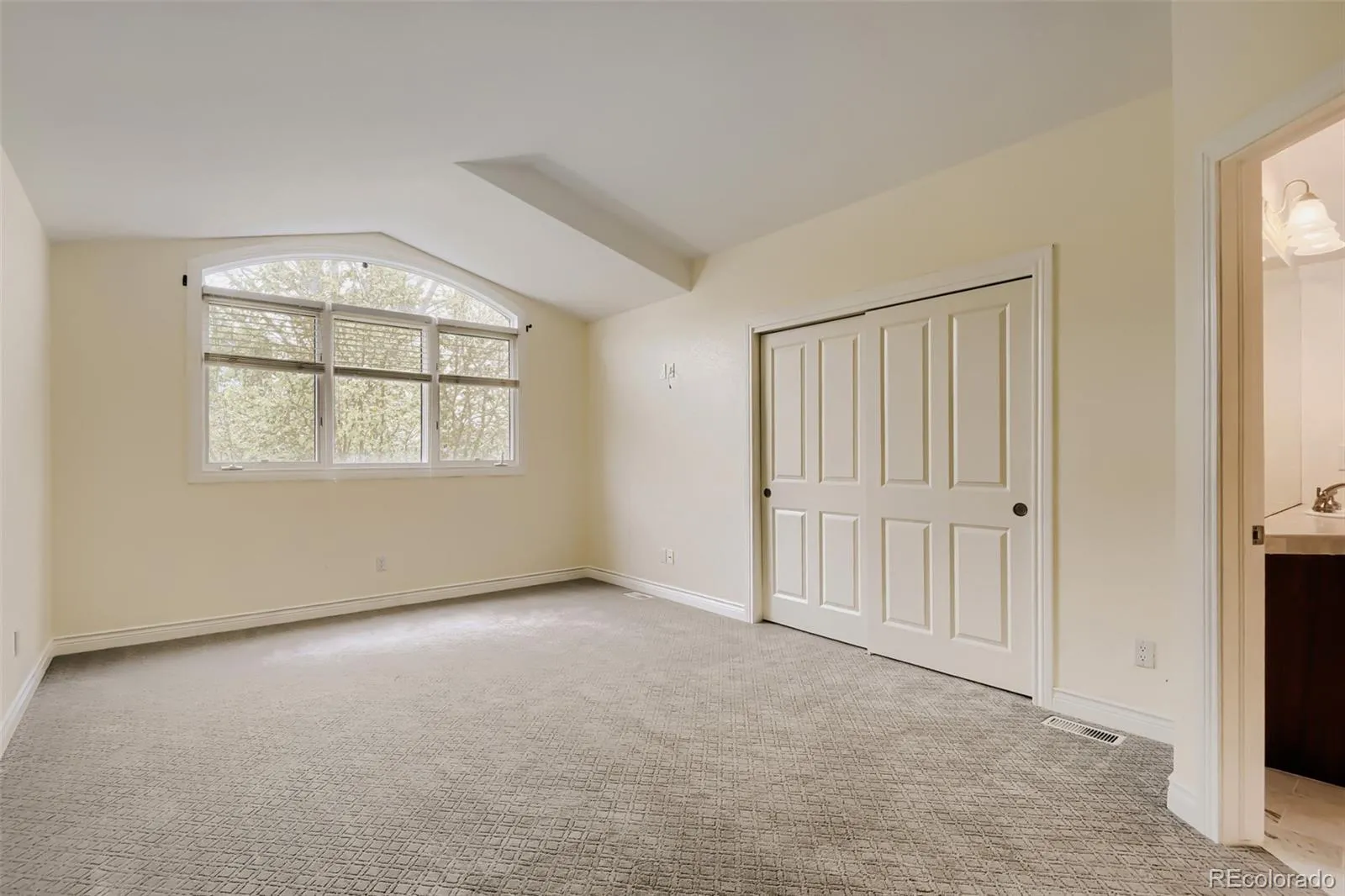 04032026215425 1600 23