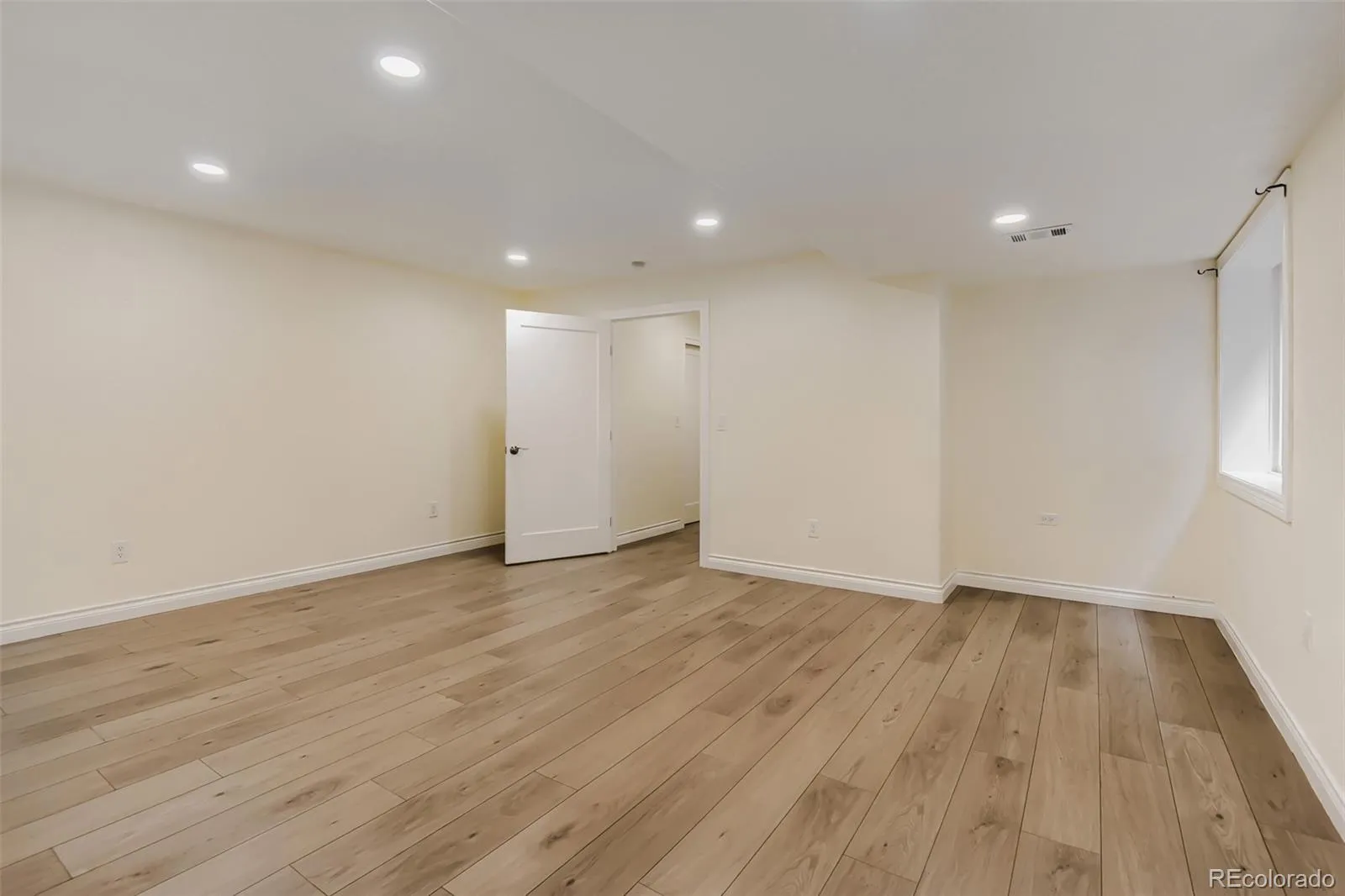 04032026215425 1600 36