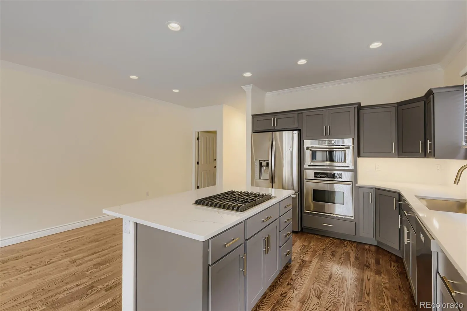 04032026215425 1600 8