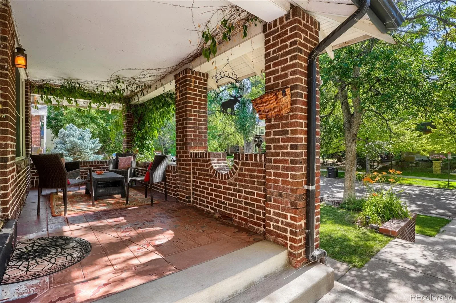 2056 Forest Street Denver CO 80207 MLS #REC3839324 07012026145859 1600 2