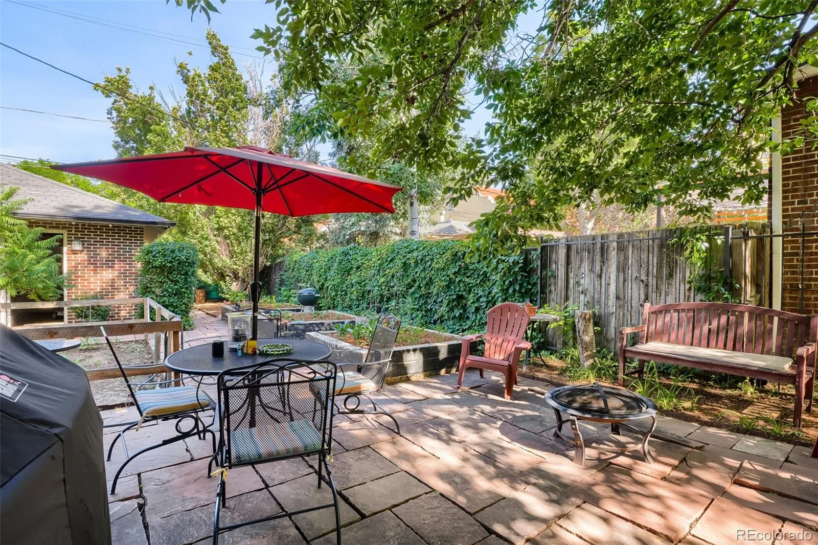 2056 Forest Street Denver CO 80207 MLS #REC3839324 07012026145859 1600 26