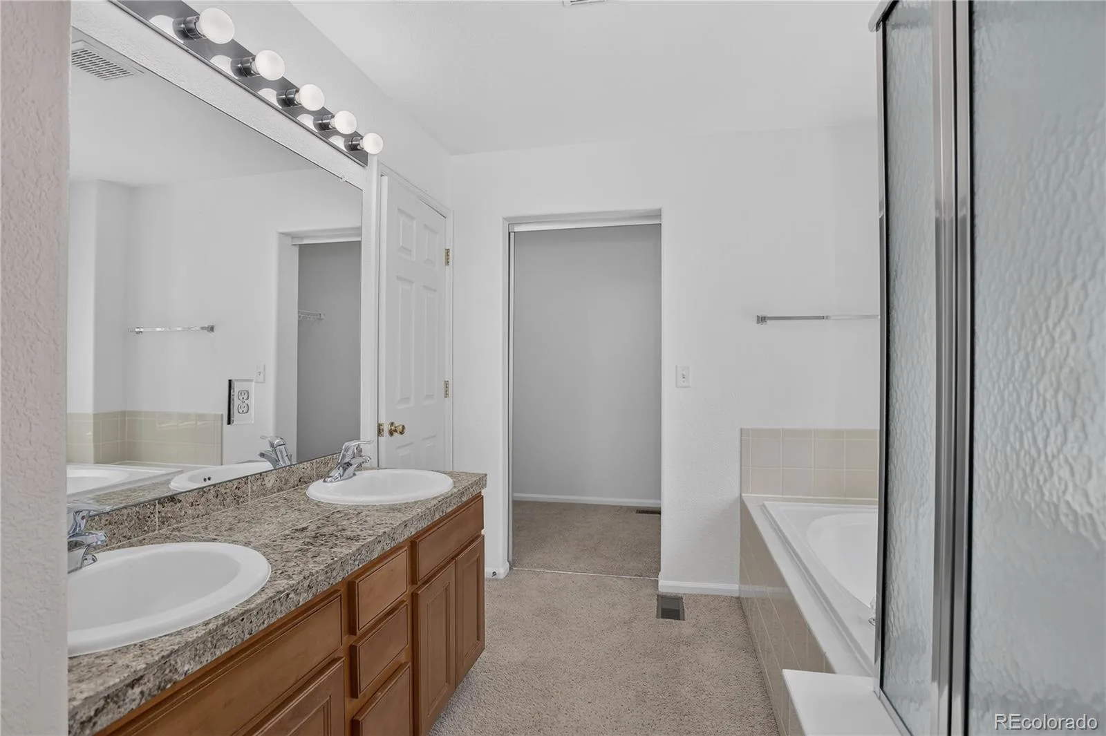 20802 E Girard Drive Aurora CO 80013 | MLS #REC3839369 08242026153309 1600 17